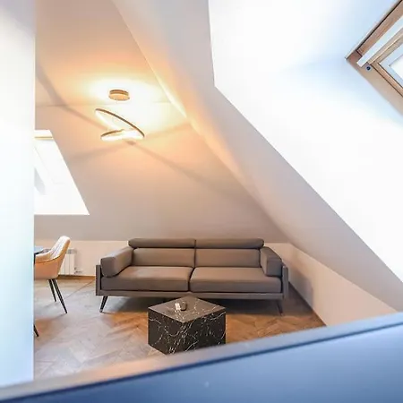 20% Discount! 2 Bedroom Vitosha View Appartement Sofia