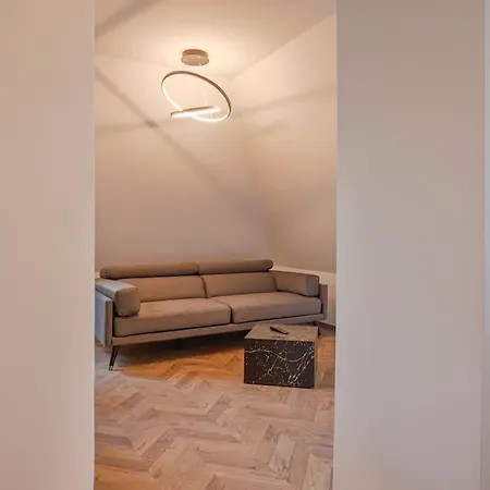 20% Discount! 2 Bedroom Vitosha View Appartement Sofia