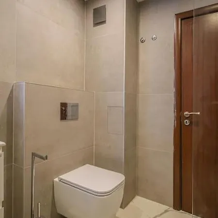 20% Discount! 2 Bedroom Vitosha View Appartement *