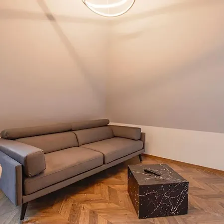 20% Discount! 2 Bedroom Vitosha View