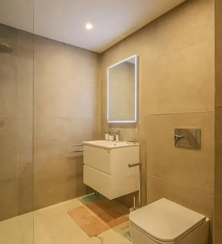 20% Discount! 2 Bedroom Vitosha View Sofia